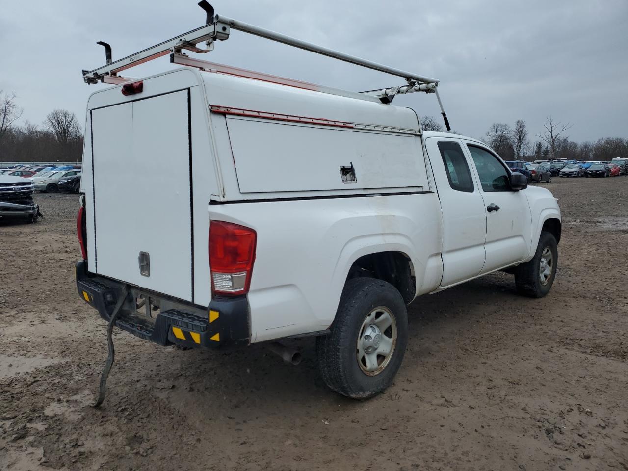 2016 Toyota Tacoma Access Cab vin: 5TFRX5GN6GX057466