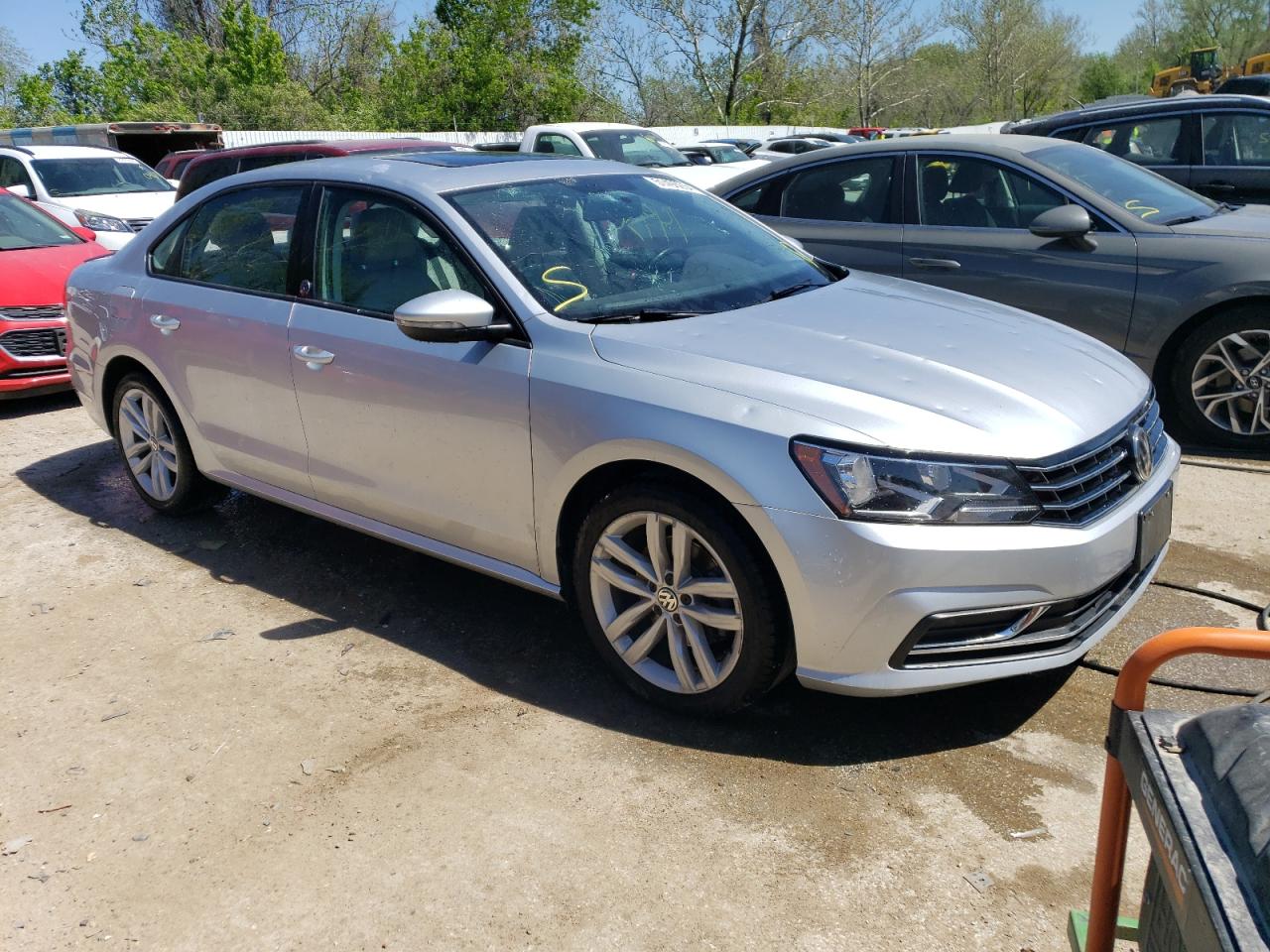 1VWLA7A34KC001288 2019 Volkswagen Passat Wolfsburg