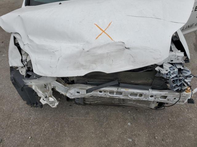 Lot #2455146386 2014 FORD FOCUS SE salvage car