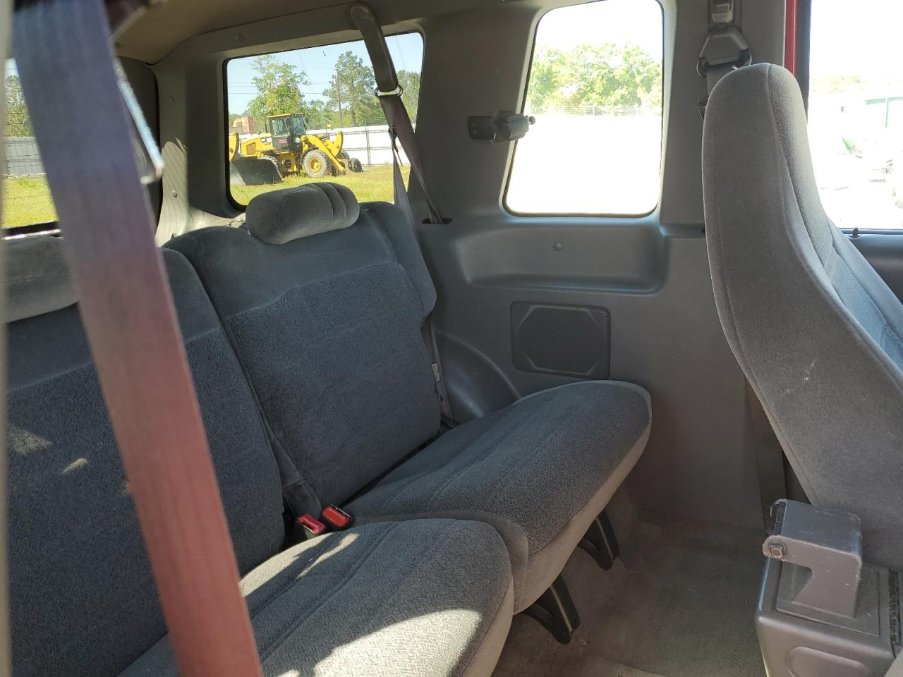 1FMYU22E6XUB58126 1999 Ford Explorer