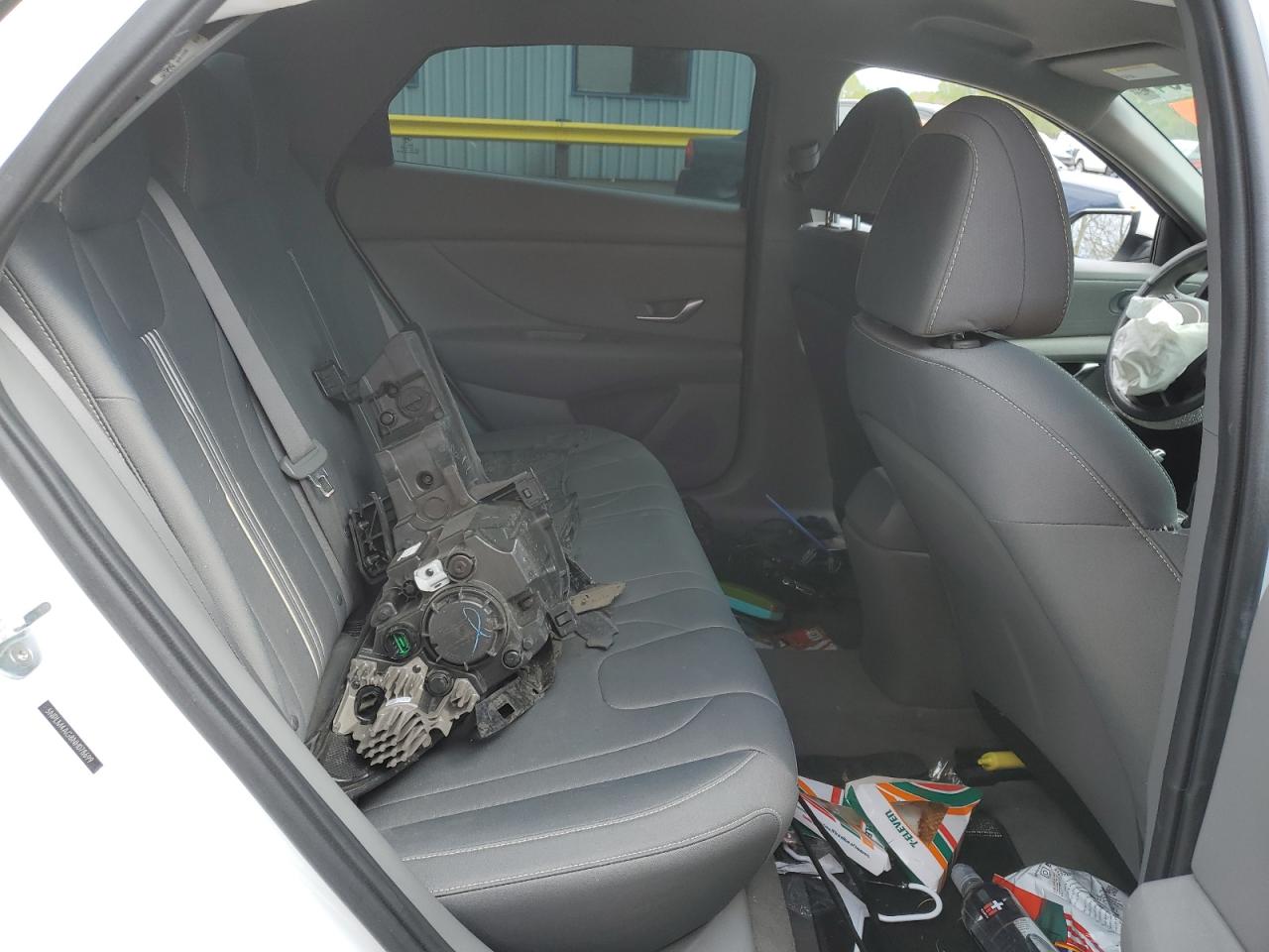 5NPLM4AG8NH078699 2022 Hyundai Elantra Sel