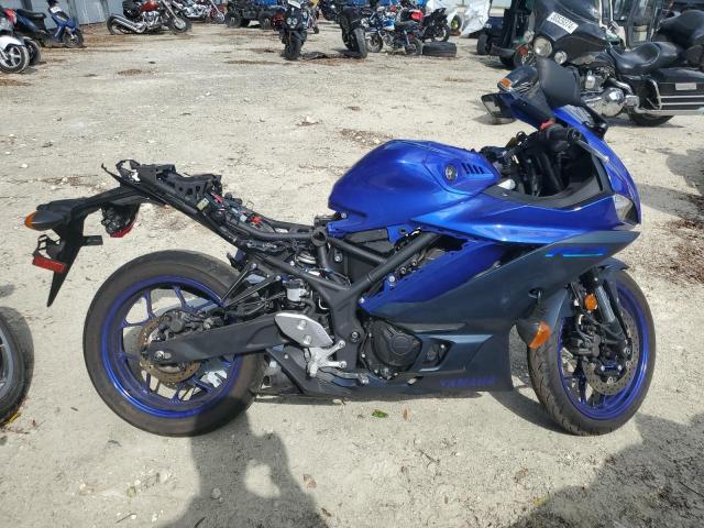 Lot #2533609104 2022 YAMAHA YZFR3 A salvage car