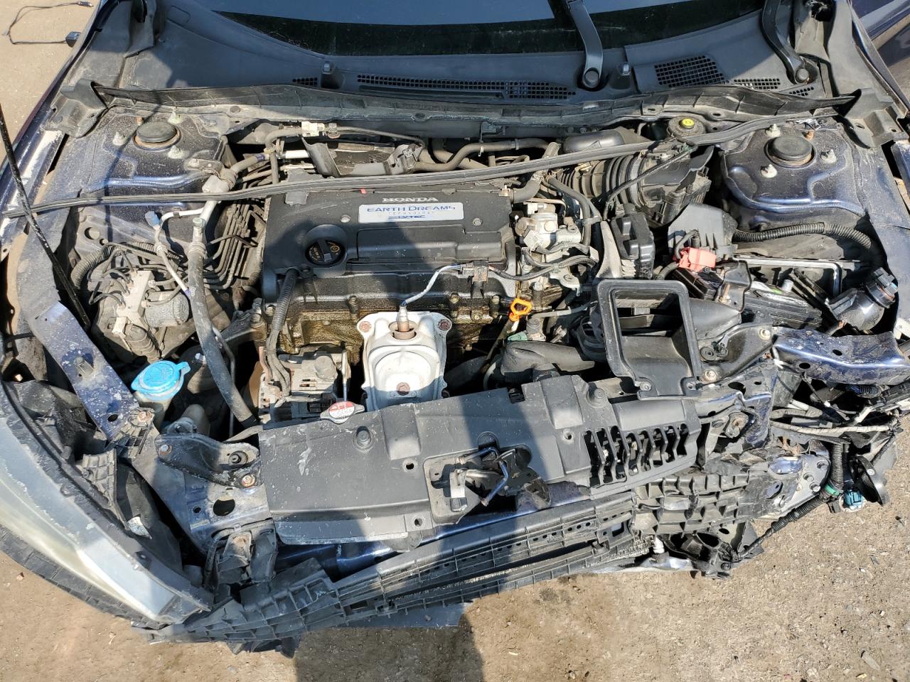 1HGCR2F3XDA015929 2013 Honda Accord Lx