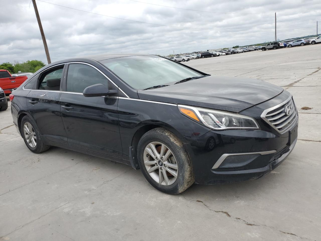 5NPE24AFXHH440025 2017 Hyundai Sonata Se