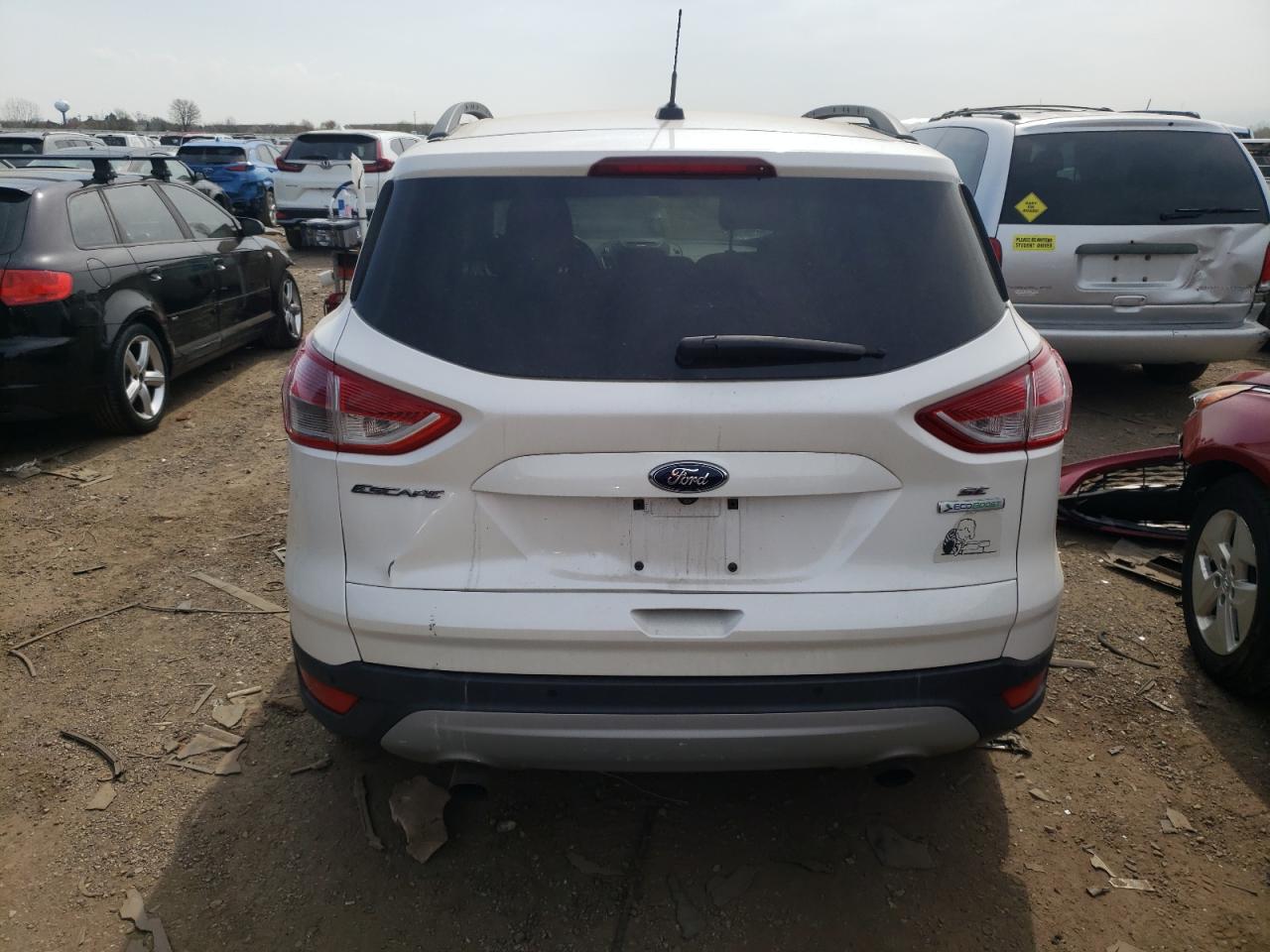 1FMCU0GX0FUA80028 2015 Ford Escape Se