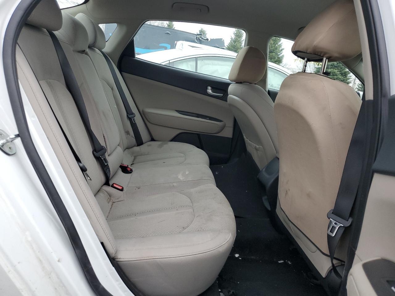 5XXGT4L3XJG260750 2018 Kia Optima Lx