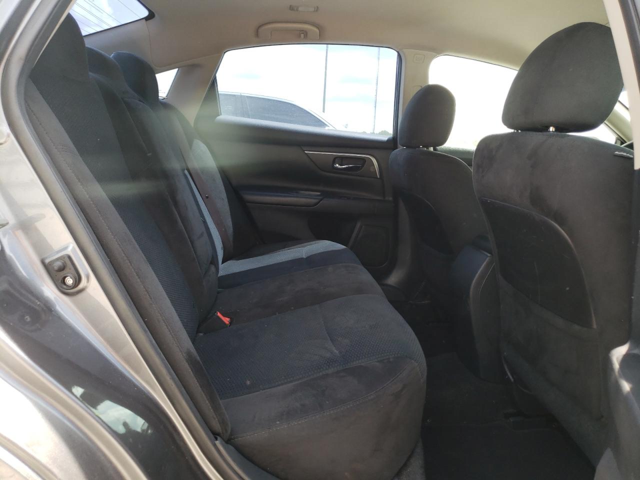 2015 Nissan Altima 2.5 vin: 1N4AL3AP7FC254892