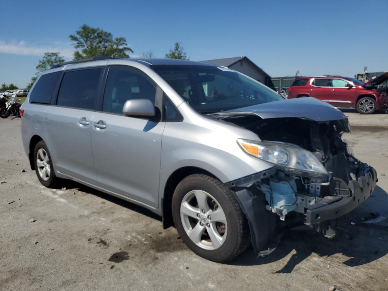 5TDKZ3DC6HS857470 2017 Toyota Sienna Le