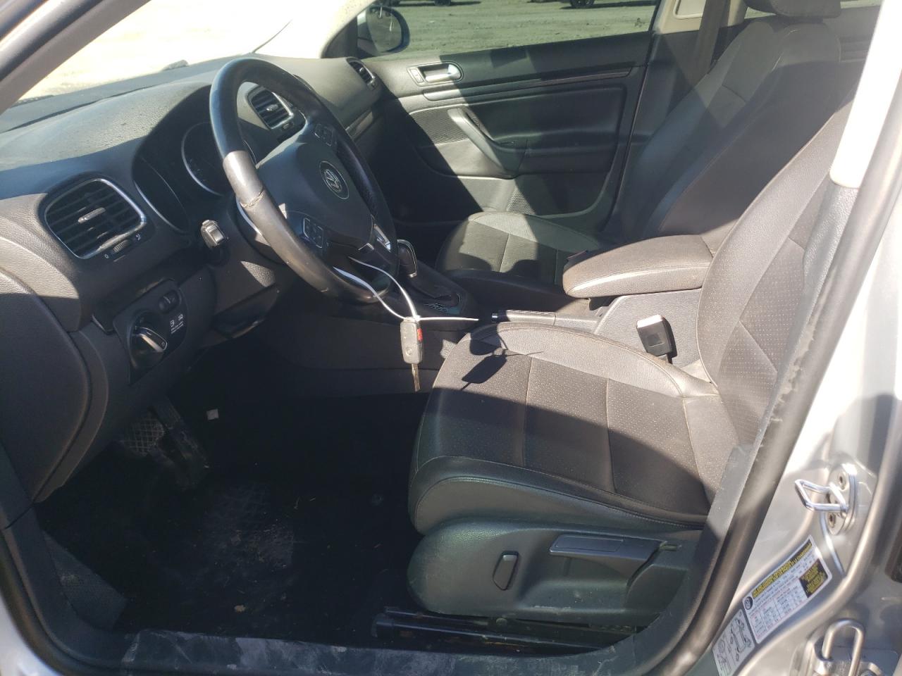 3VWPL7AJXBM702636 2011 Volkswagen Jetta Tdi