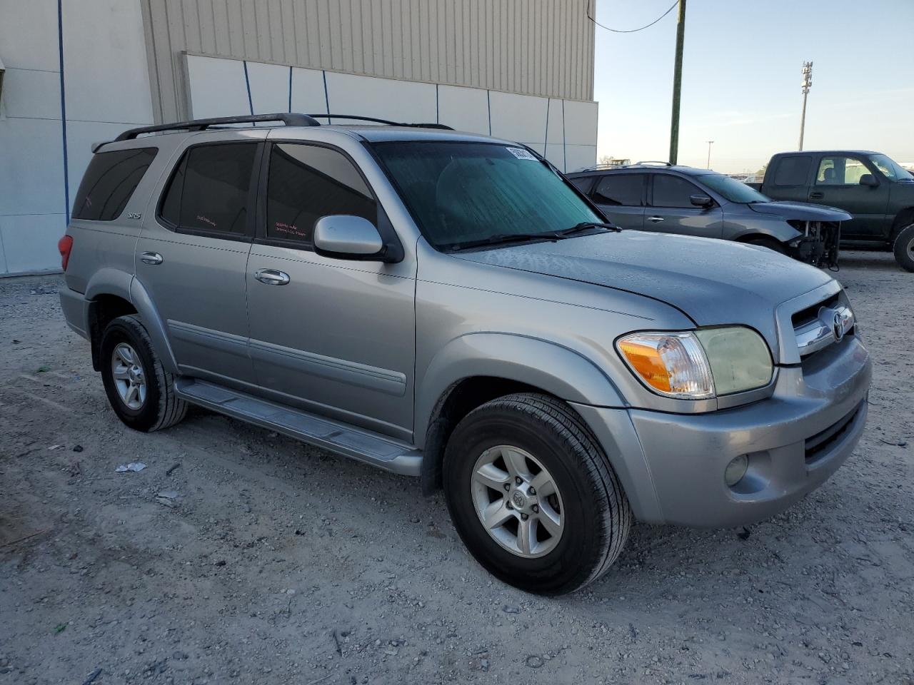 5TDBT44A35S240478 2005 Toyota Sequoia Sr5