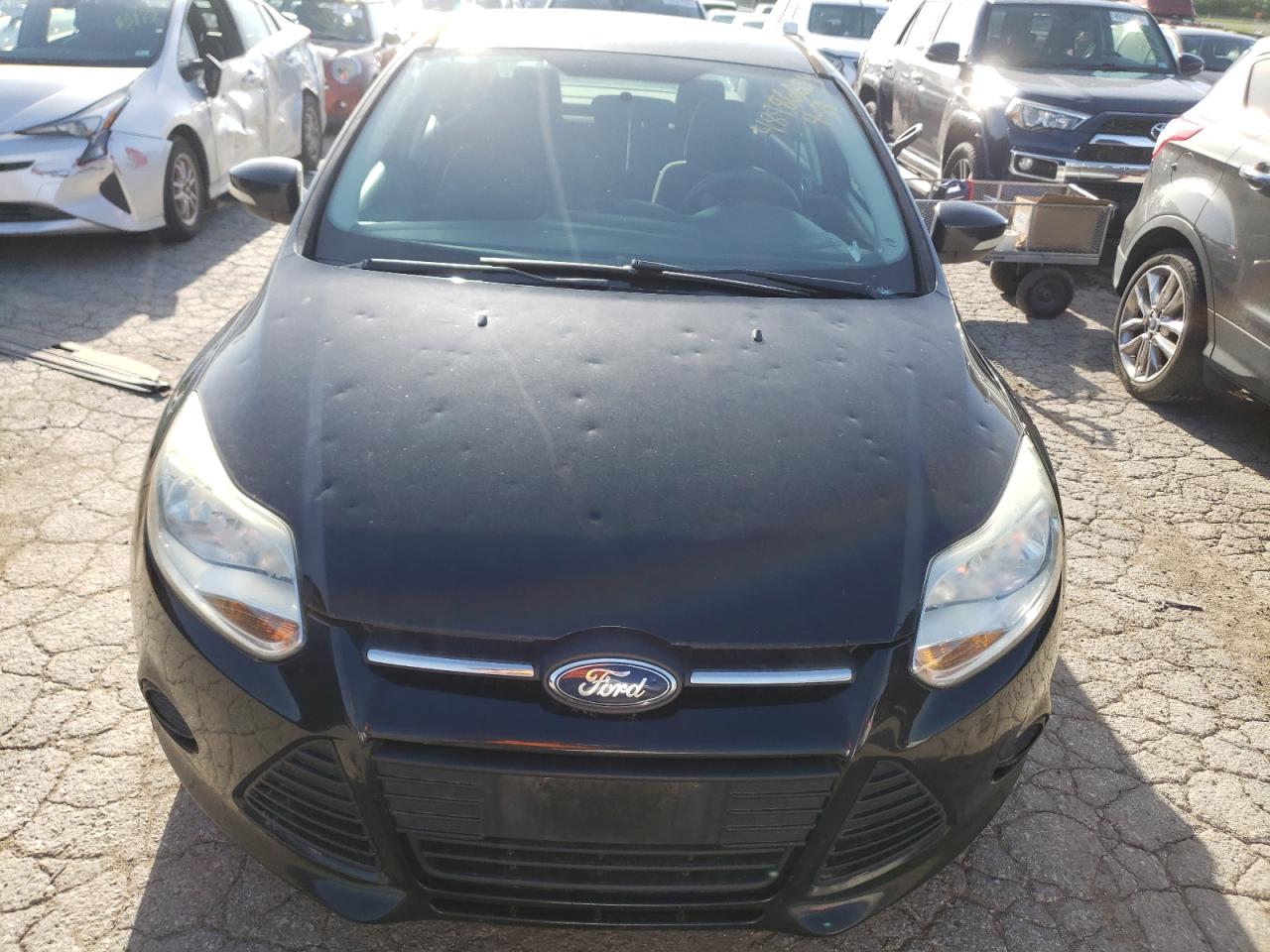 1FADP3F21EL118027 2014 Ford Focus Se