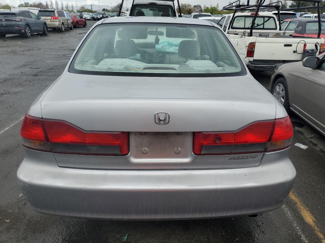 1HGCF866X1A066459 2001 Honda Accord Value