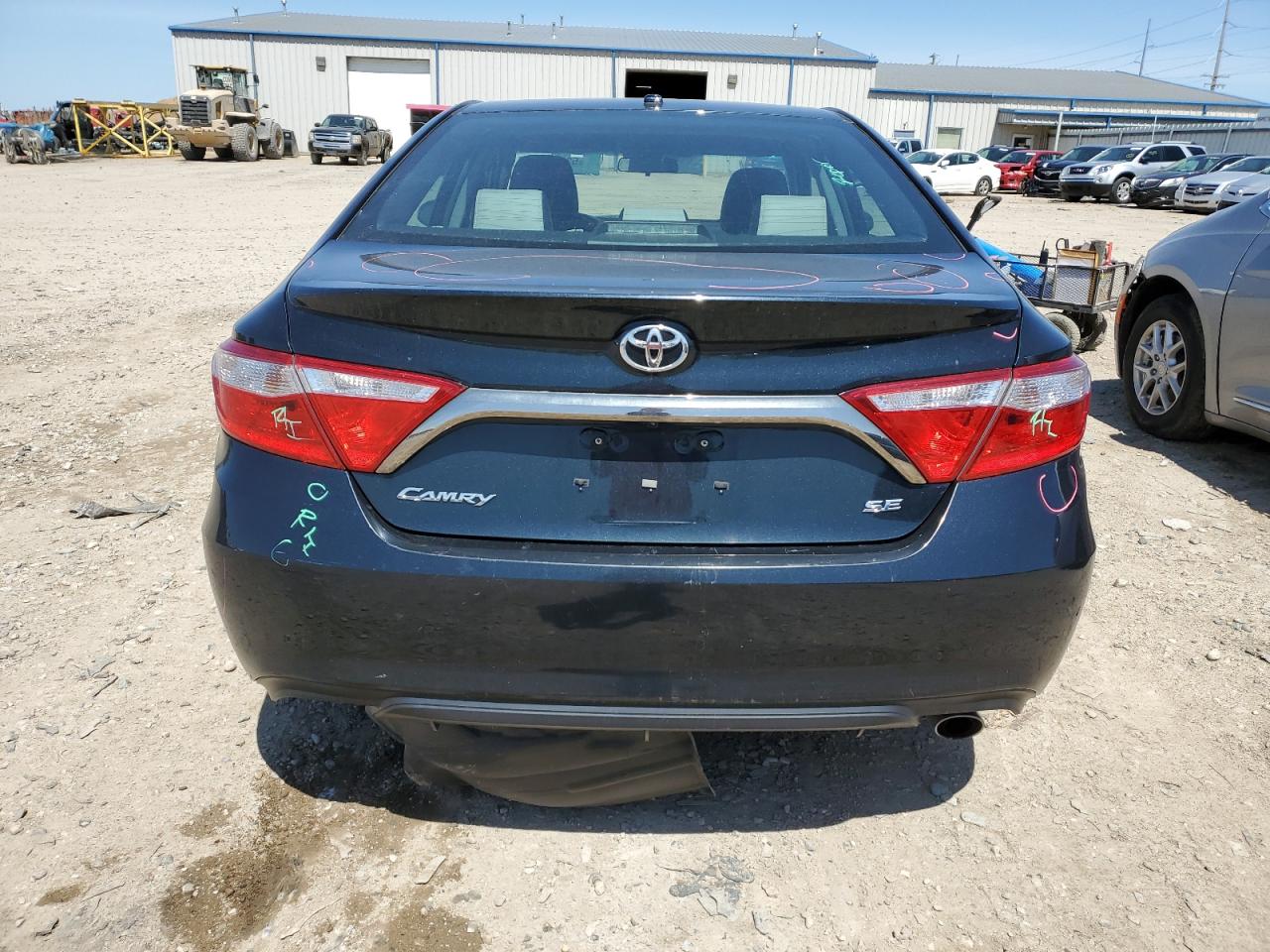 4T1BF1FK5FU481902 2015 Toyota Camry Le