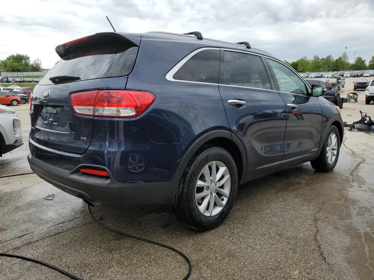 5XYPGDA50JG427069 2018 Kia Sorento Lx