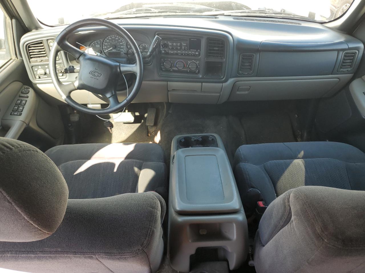 1GNEK13Z92J275239 2002 Chevrolet Tahoe K1500