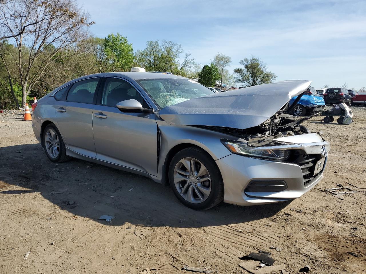 2018 Honda Accord Lx vin: 1HGCV1F13JA109439