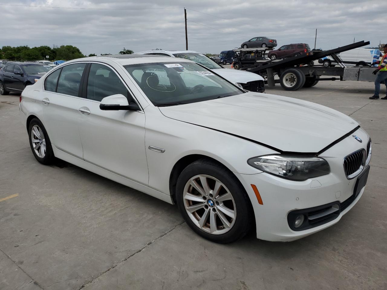 2016 BMW 528 Xi vin: WBA5A7C58GG149211