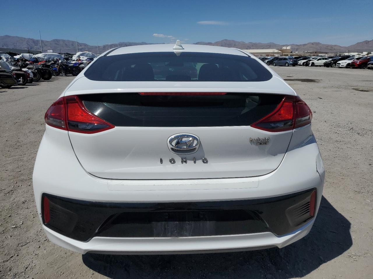 2017 Hyundai Ioniq Blue vin: KMHC65LC4HU051709