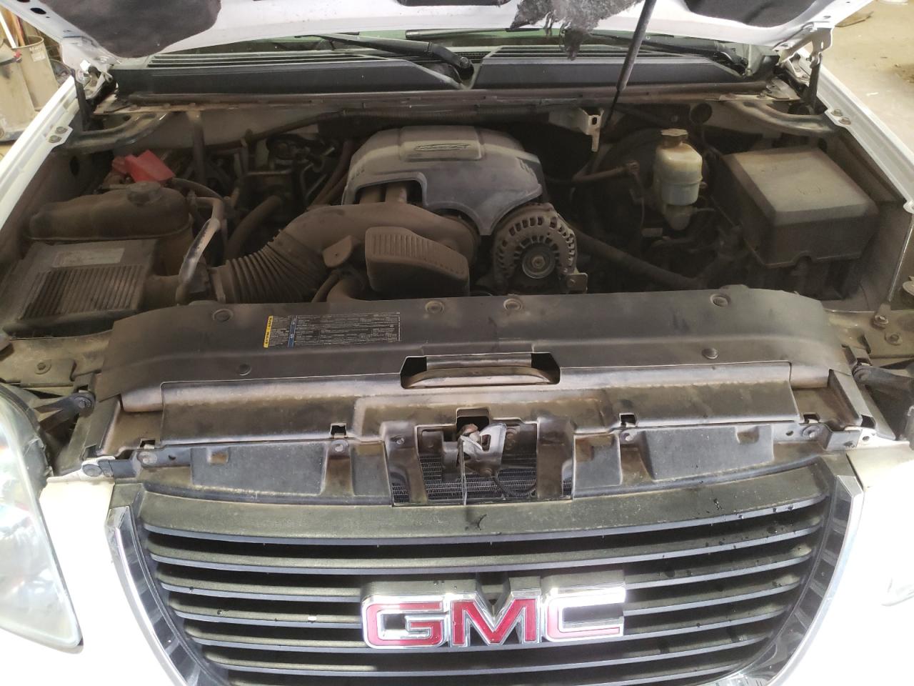 1GKUKKE32AR268642 2010 GMC Yukon Xl K1500 Slt