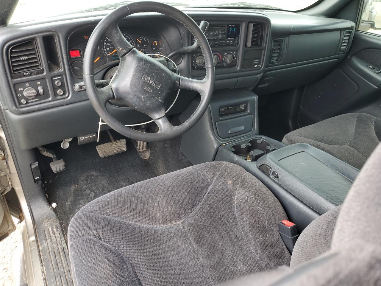 2GTEC19VX21290028 2002 GMC New Sierra C1500