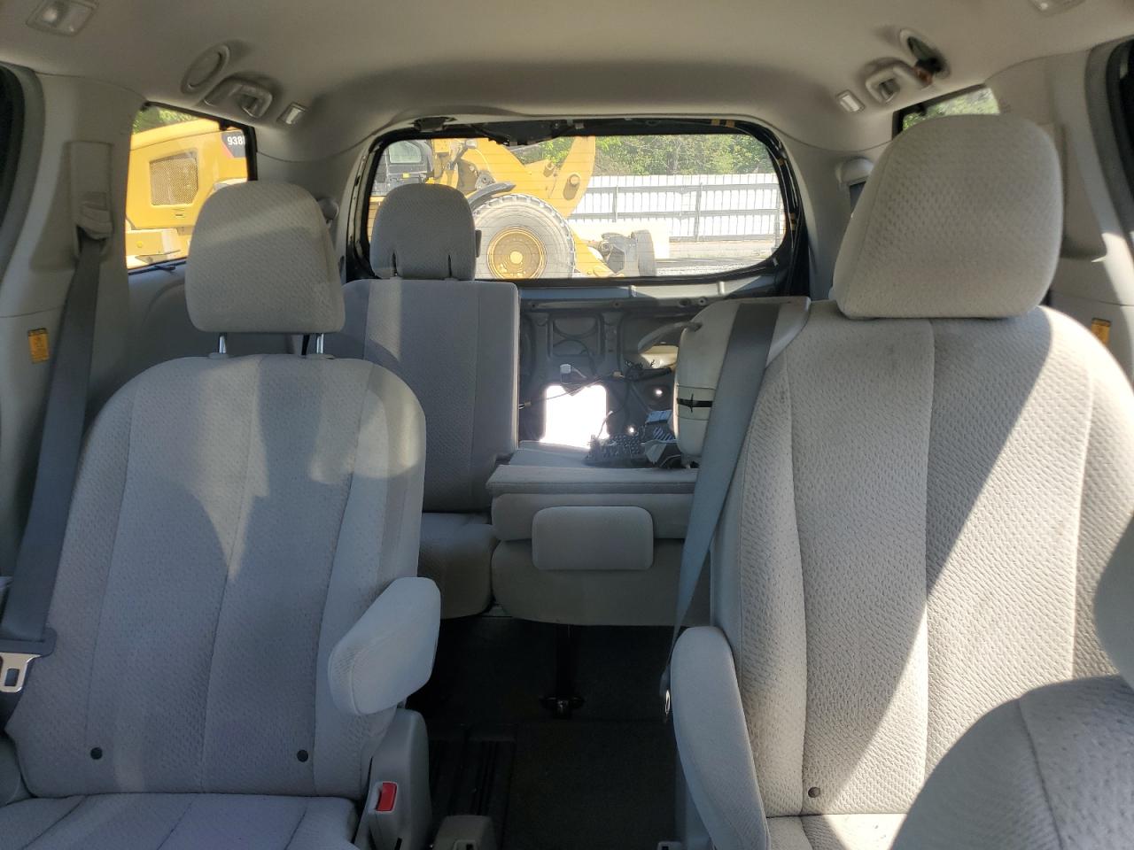 5TDKK3DC1CS247439 2012 Toyota Sienna Le