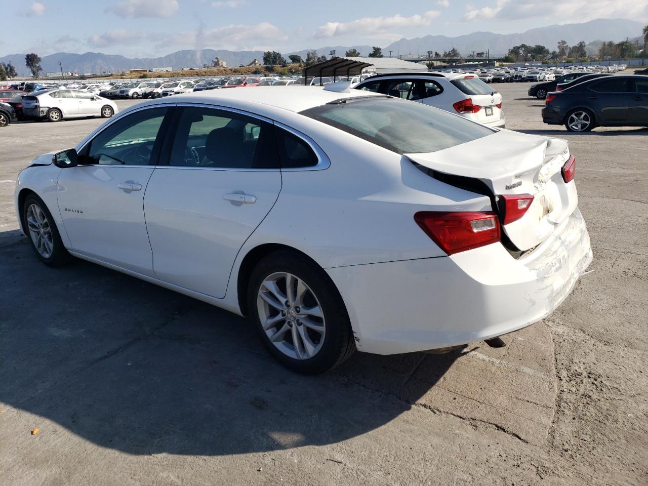 2017 Chevrolet Malibu Lt vin: 1G1ZE5ST2HF116525