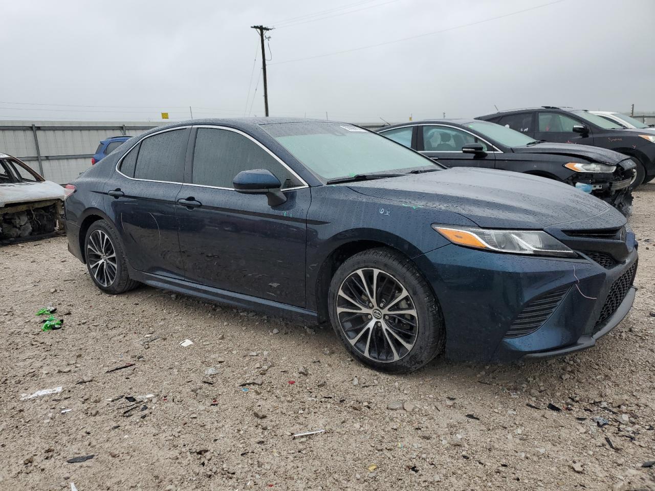 2019 Toyota Camry L vin: 4T1B11HK0KU696691