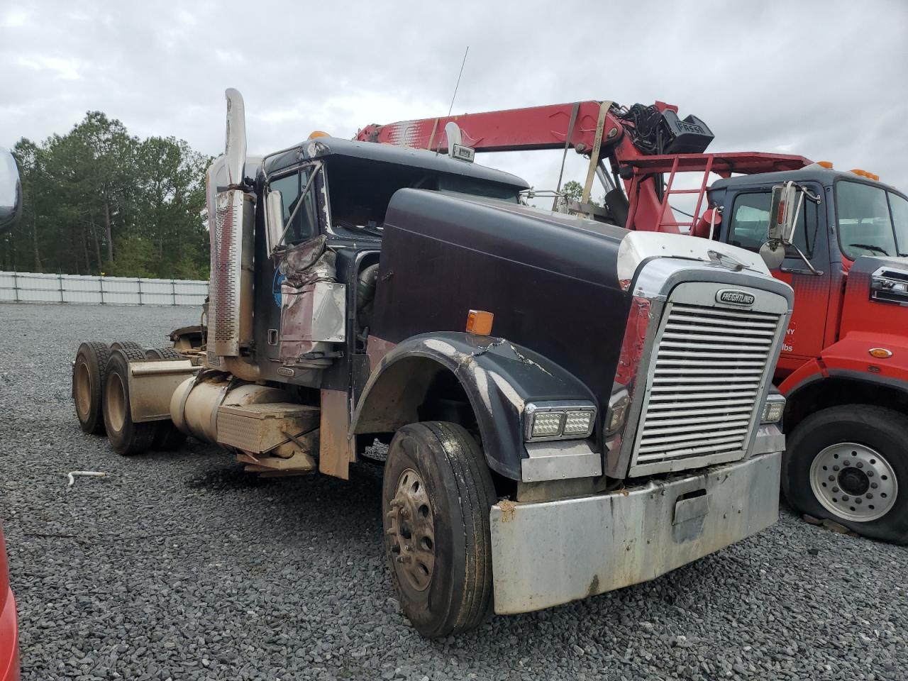 Lot #3023066131 1997 FREIGHTLINER CONVENTION