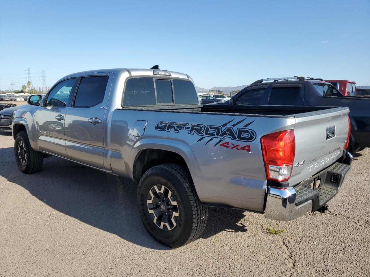 2016 Toyota Tacoma Double Cab vin: 5TFDZ5BN5GX011445