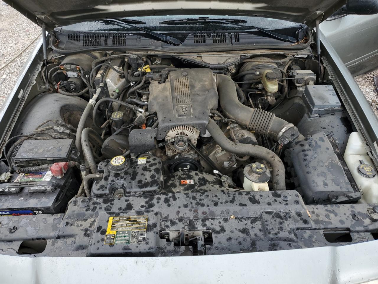 2FAFP73W24X105196 2004 Ford Crown Victoria