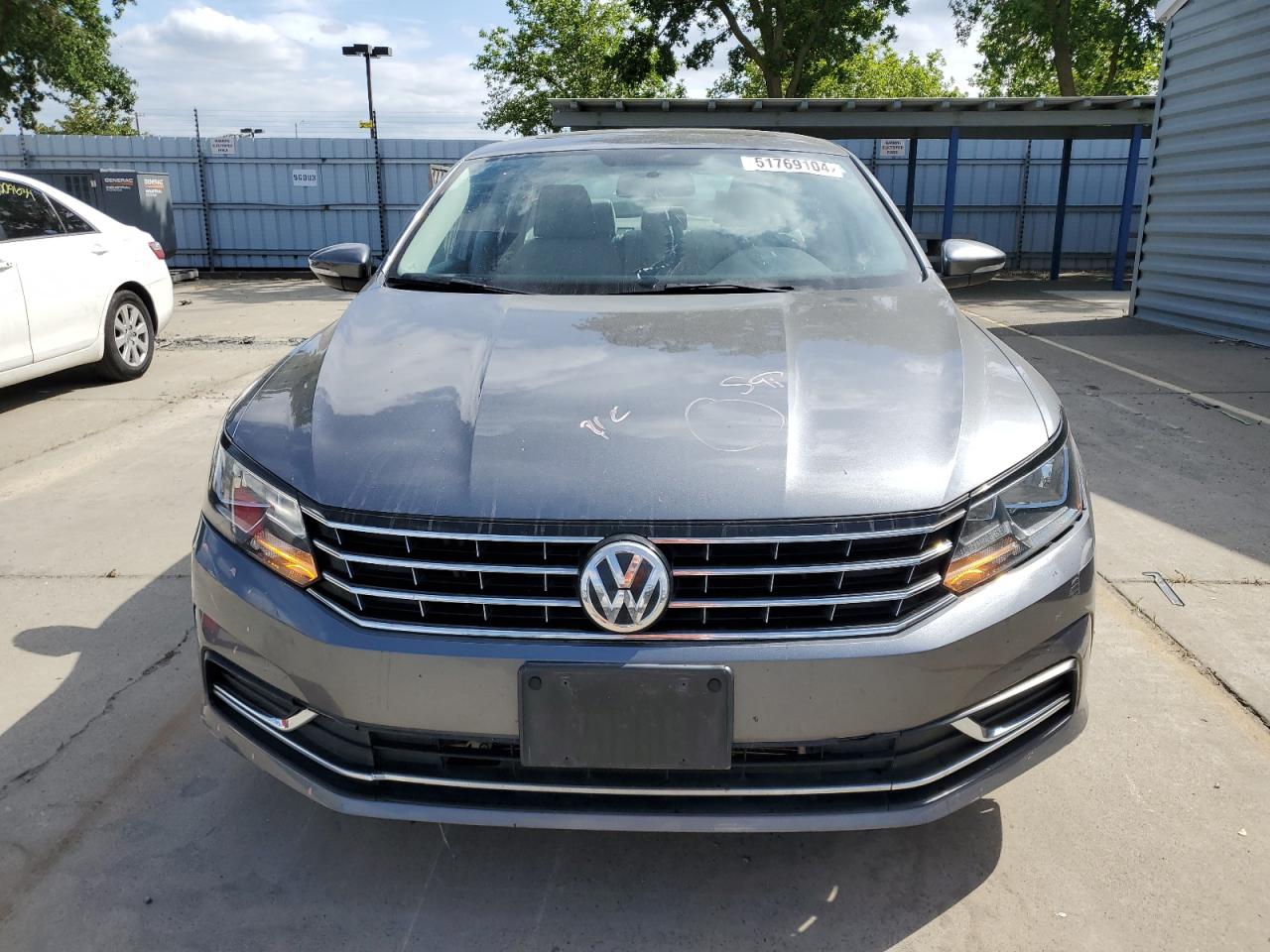 2017 Volkswagen Passat Se vin: 1VWBT7A32HC001675