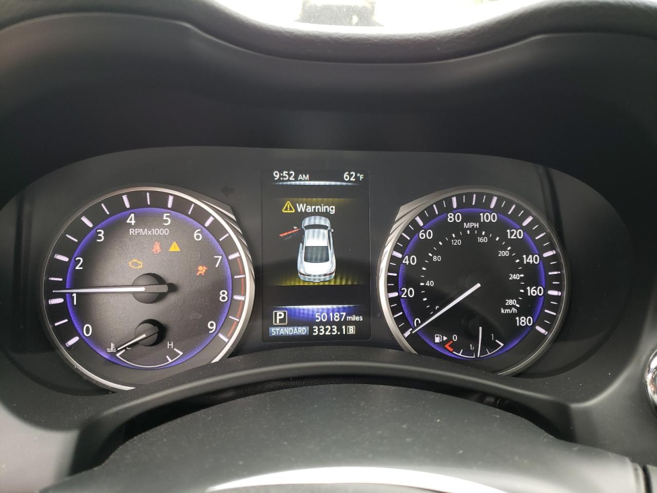 JN1EV7EKXHM364444 2017 Infiniti Q60 Premium