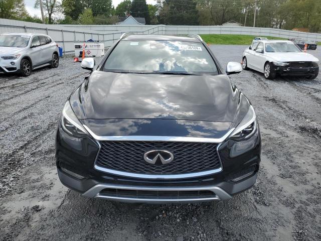 2017 INFINITI QX30 SJKCH5CR8HA029889
