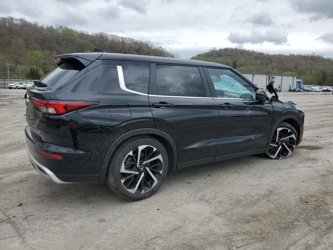 Lot #2523728778 2024 MITSUBISHI OUTLANDER