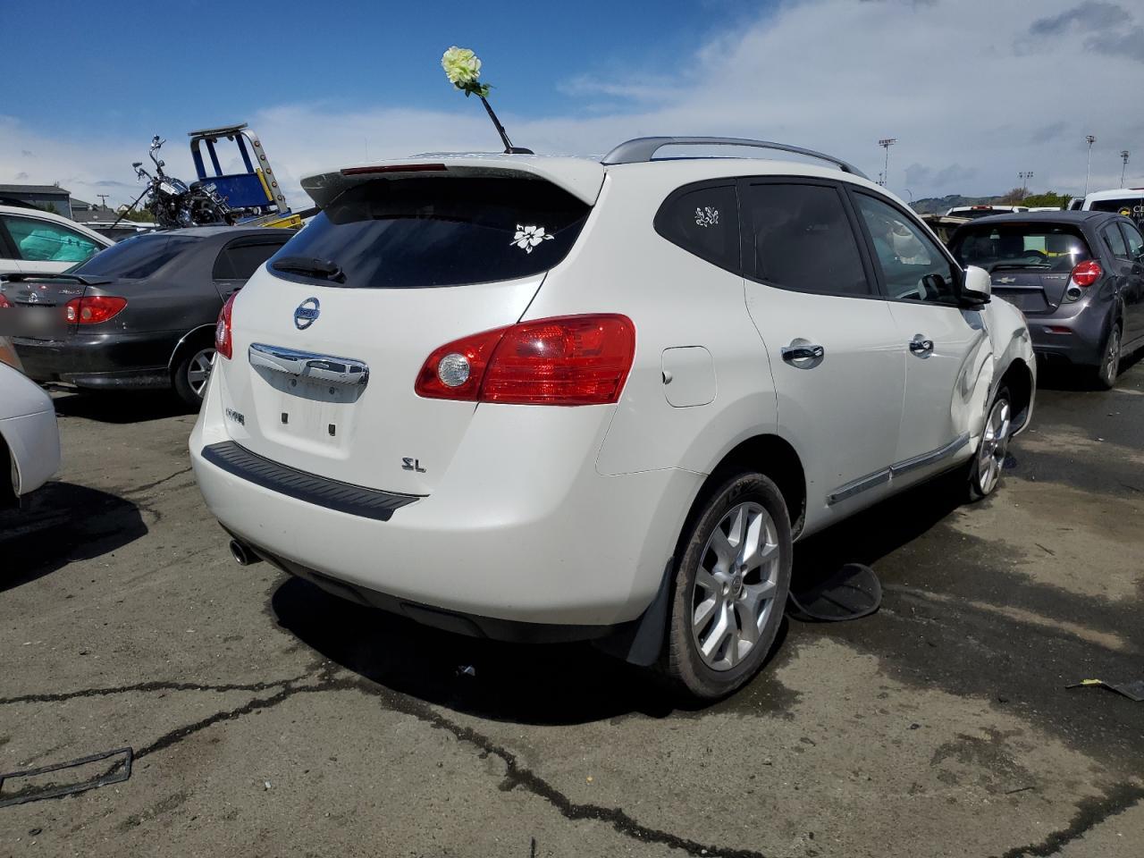 JN8AS5MT2BW154052 2011 Nissan Rogue S