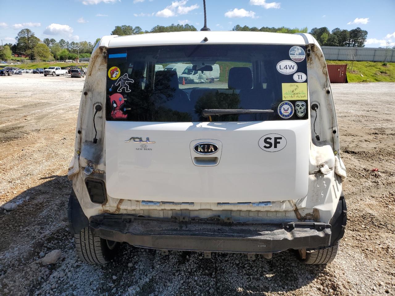 KNDJT2A26A7115993 2010 Kia Soul +