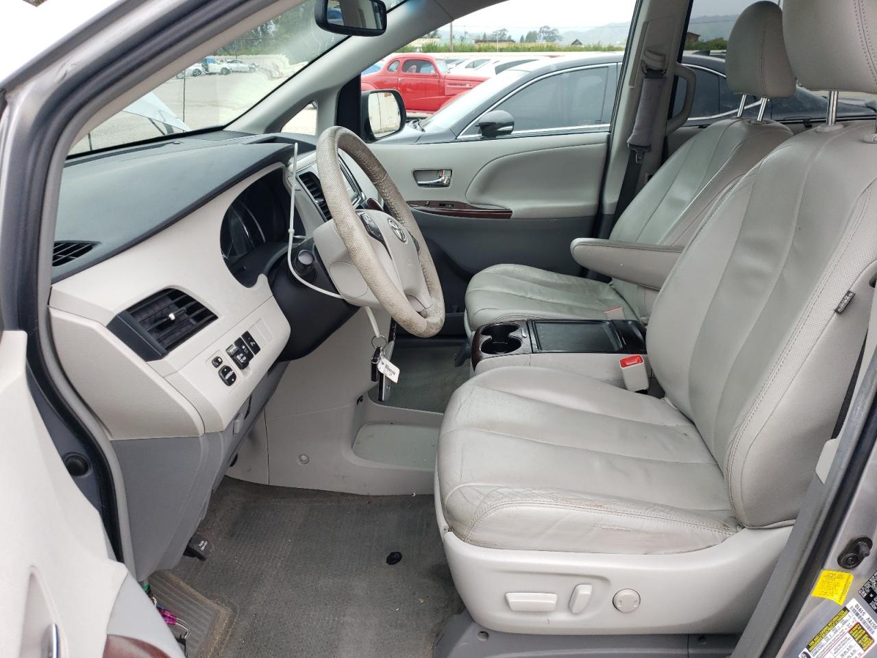 5TDYK3DC6DS297183 2013 Toyota Sienna Xle