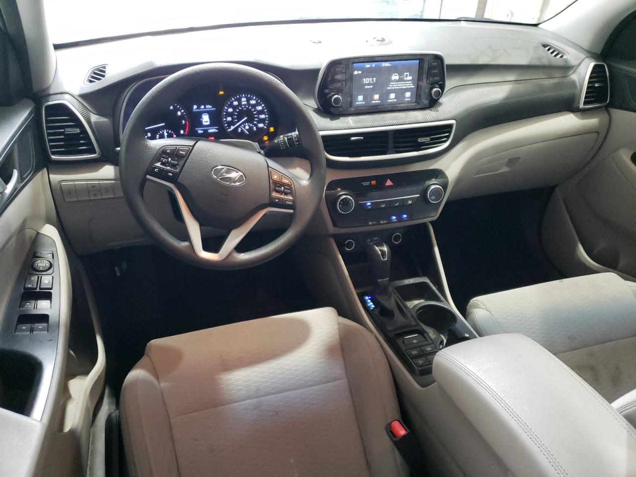 KM8J2CA42KU006648 2019 Hyundai Tucson Se