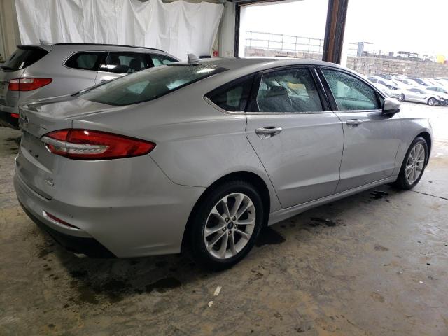 3FA6P0HD4LR146103 Ford Fusion SE 3