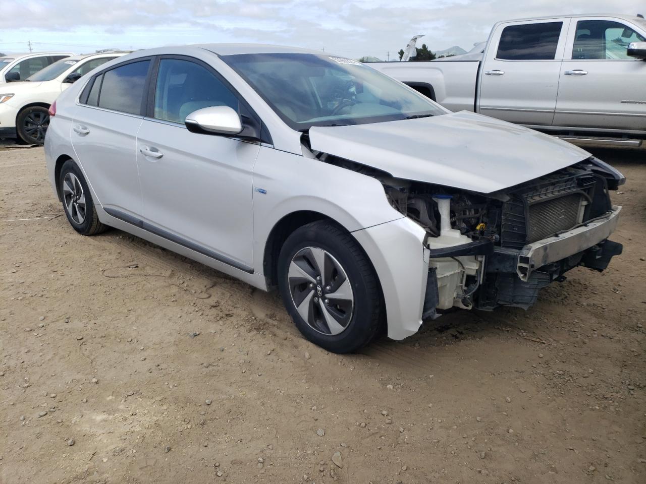 2017 Hyundai Ioniq Sel vin: KMHC75LC9HU021697