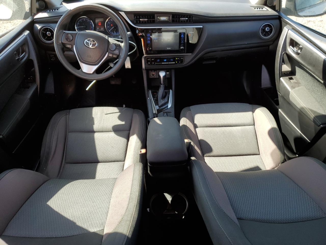 5YFBURHE3HP685694 2017 Toyota Corolla L