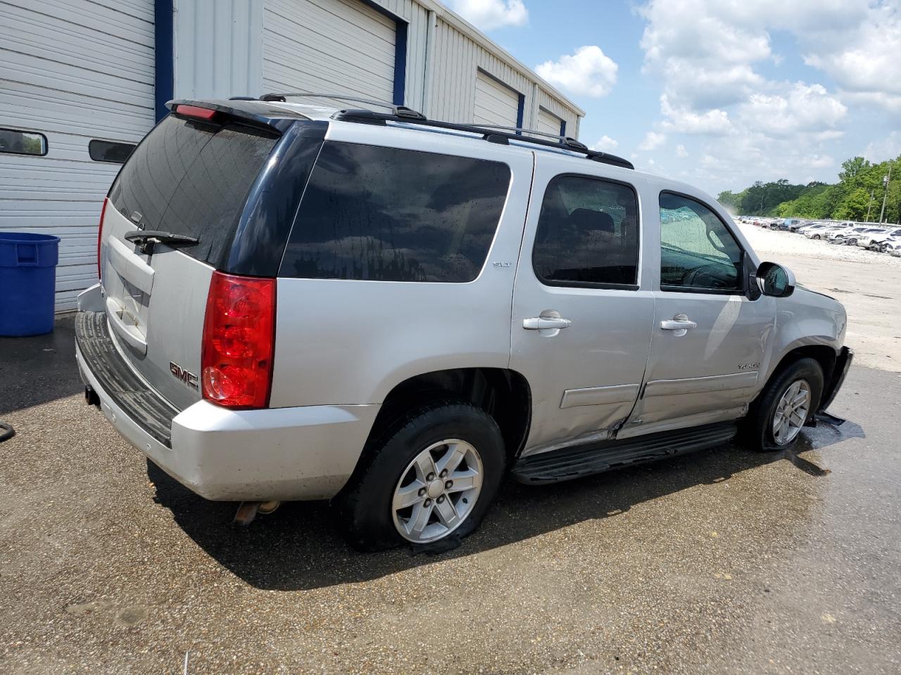 1GKS1CE09ER117261 2014 GMC Yukon Slt