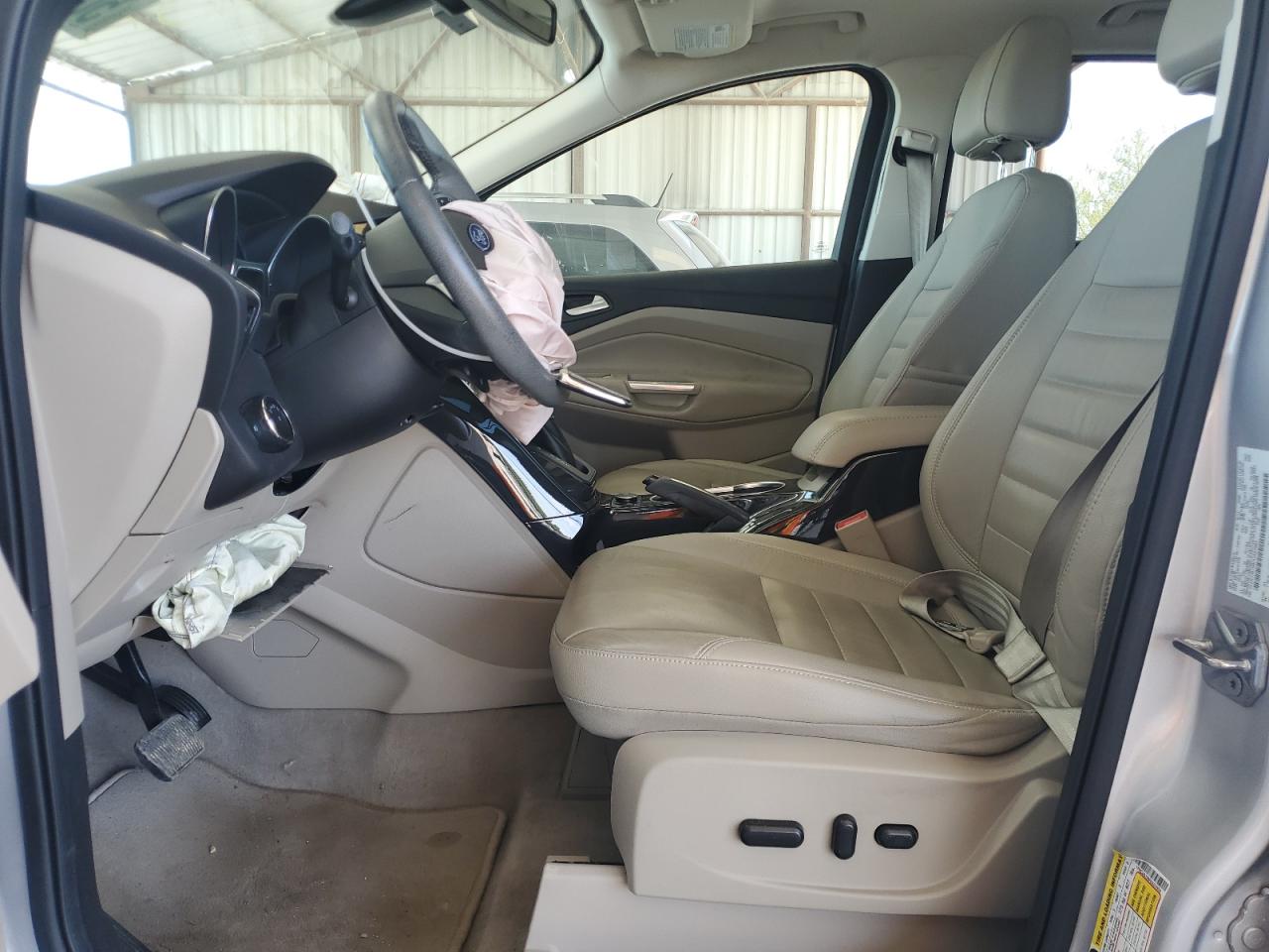 1FMCU0J98FUA03904 2015 Ford Escape Titanium