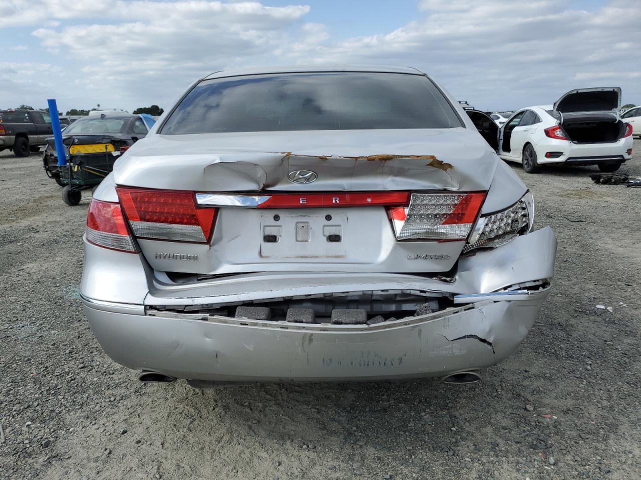 KMHFC46F86A057713 2006 Hyundai Azera Se