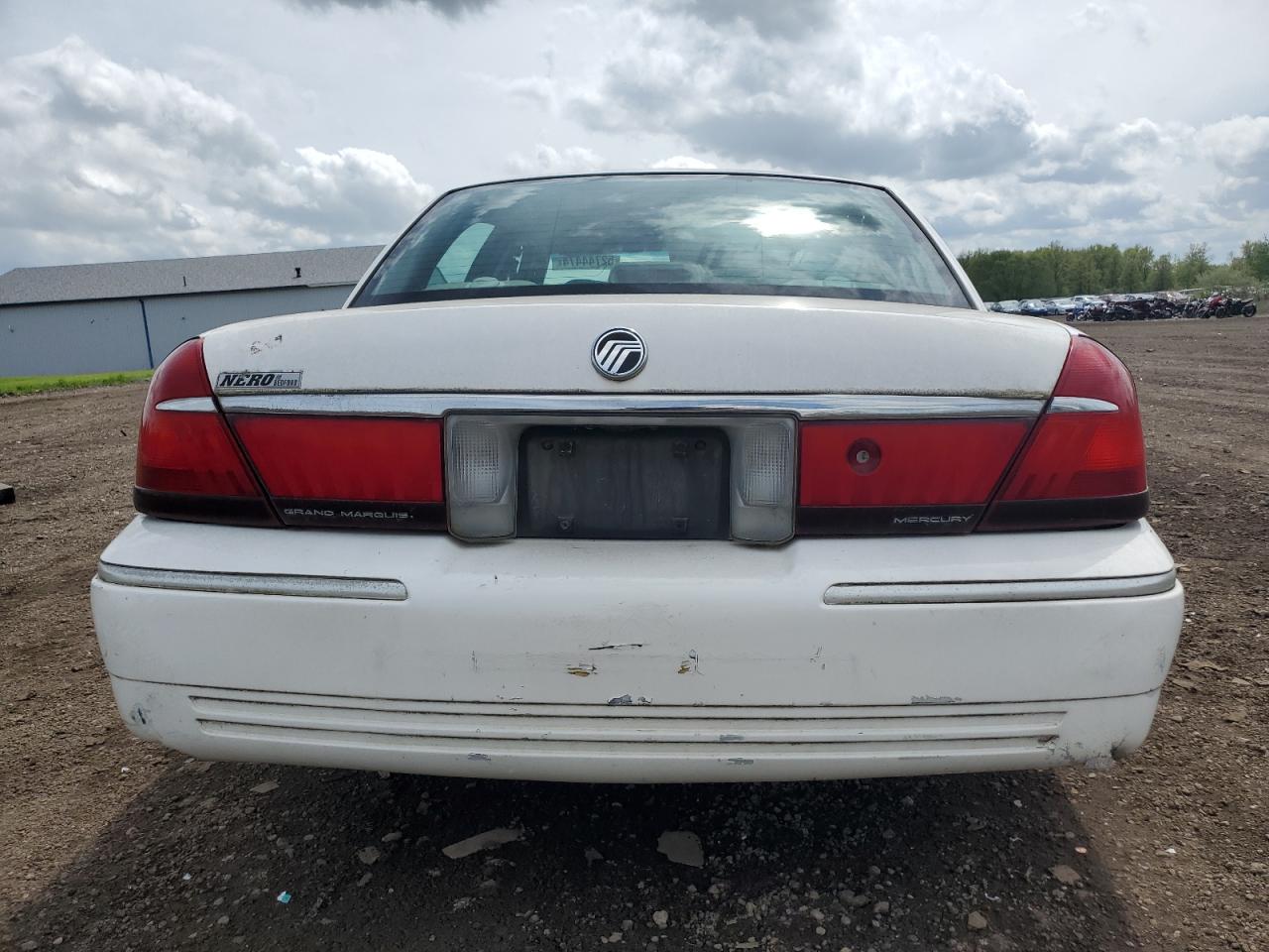 2MEFM75W8YX740878 2000 Mercury Grand Marquis Ls