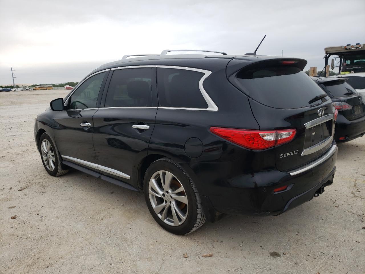 5N1AL0MM8DC331675 2013 Infiniti Jx35