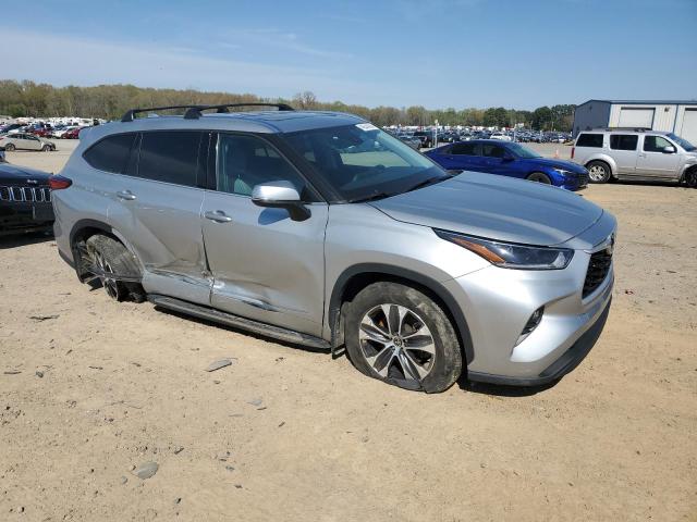 5TDGZRAH1MS085527 Toyota Highlander  4