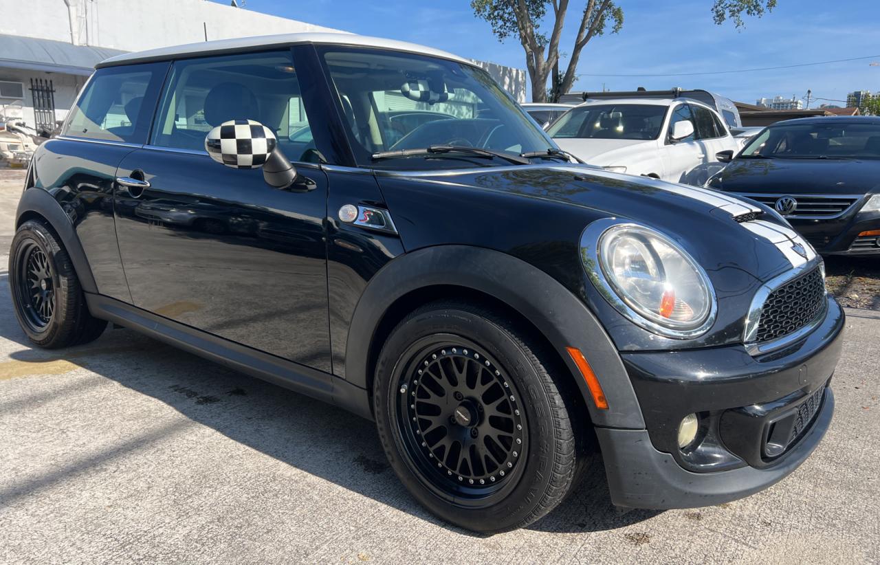 WMWSV3C51DT389400 2013 Mini Cooper S