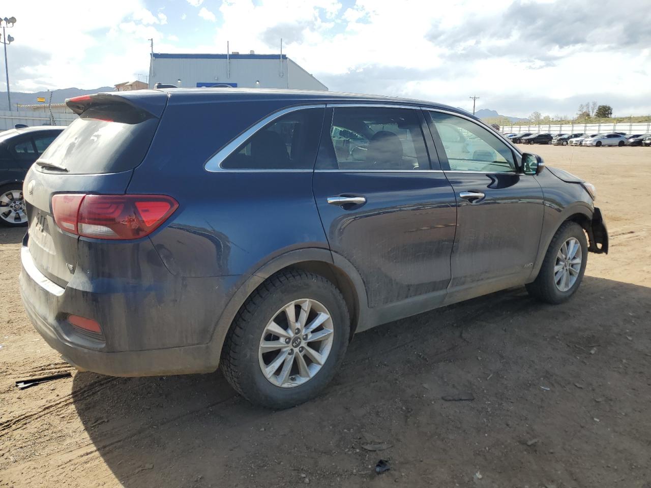 5XYPGDA59KG533277 2019 Kia Sorento Lx