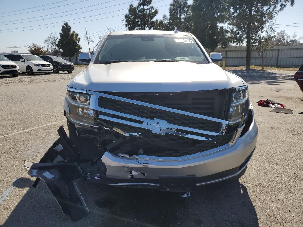 2018 Chevrolet Suburban C1500 Lt vin: 1GNSCHKC2JR256506